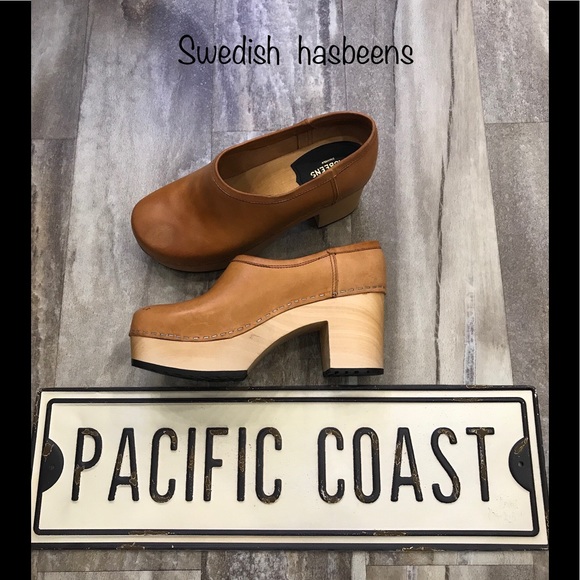 Swedish Hasbeens Shoes - 🍂NEW Fall : HASBEENS Leather Swedish Clogs🍂